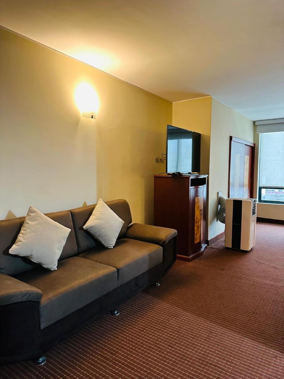 Hotel Continental Distretto di Lima Esterno foto